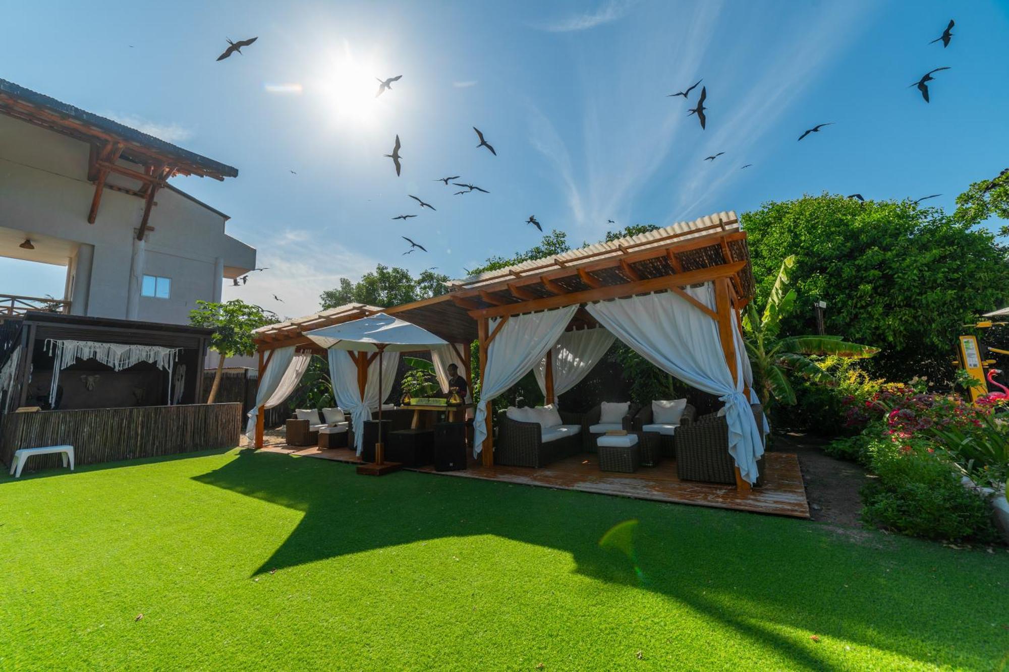Pao Pao Hotel & Beach Club Isla Grande  Zewnętrze zdjęcie